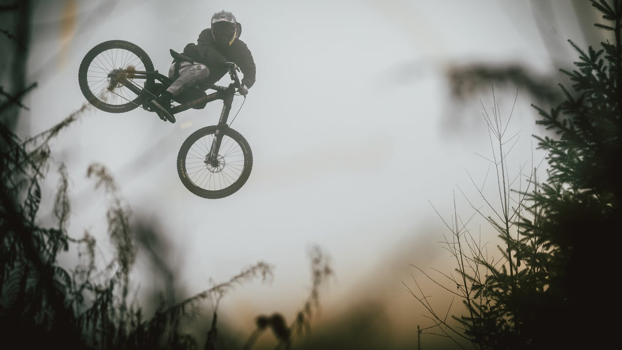 Semenuk vs Chromag: Liaison Series - MTB in Kanada